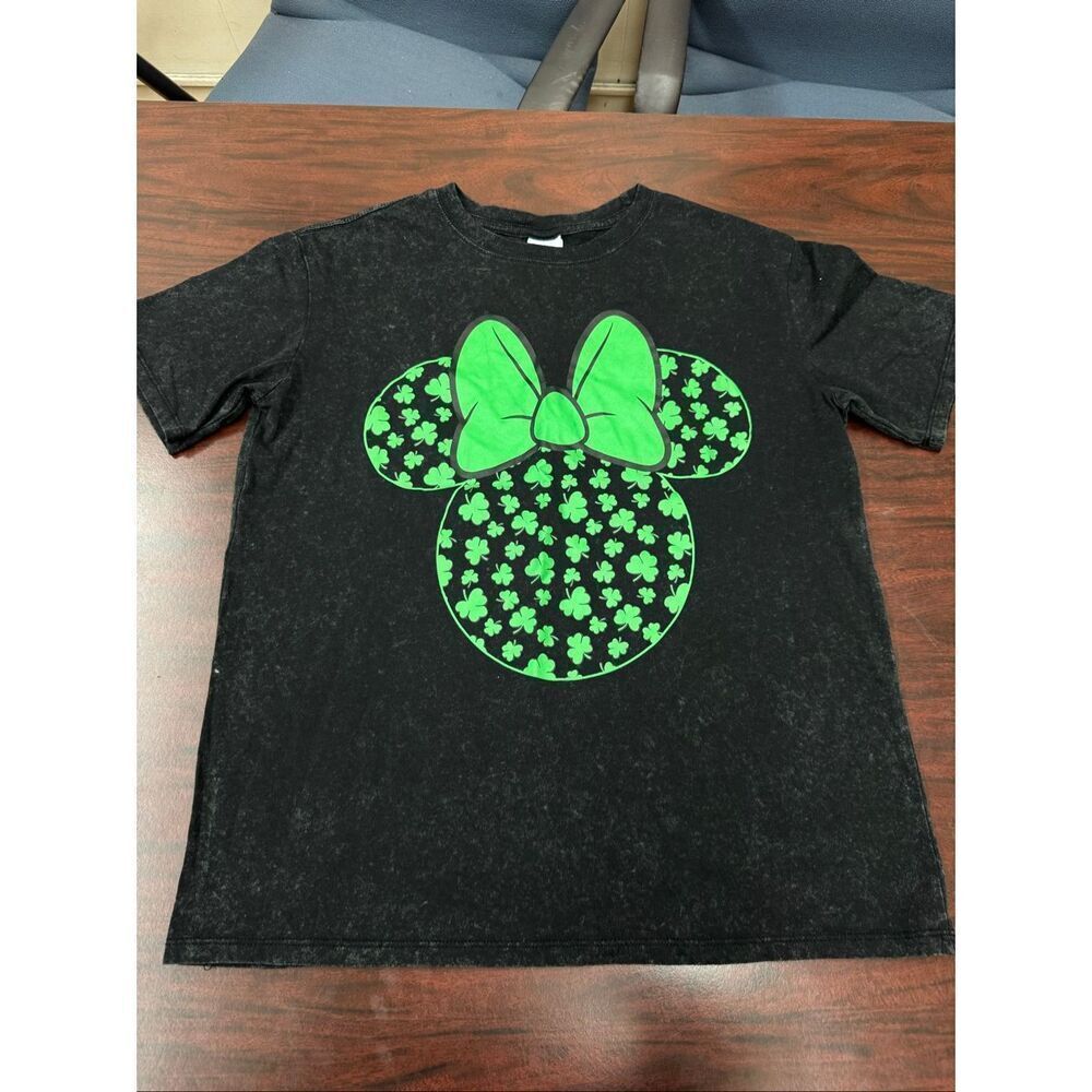 Disney Minnie Mouse St. Patrick Day Clover Graphic Short Sleeve Tee Size Large